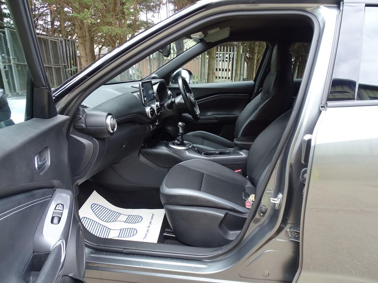 2023 Nissan Juke 1.0 DIG-T N-Connecta Euro 6 (s/s) 5dr HATCHBACK Petrol Manual