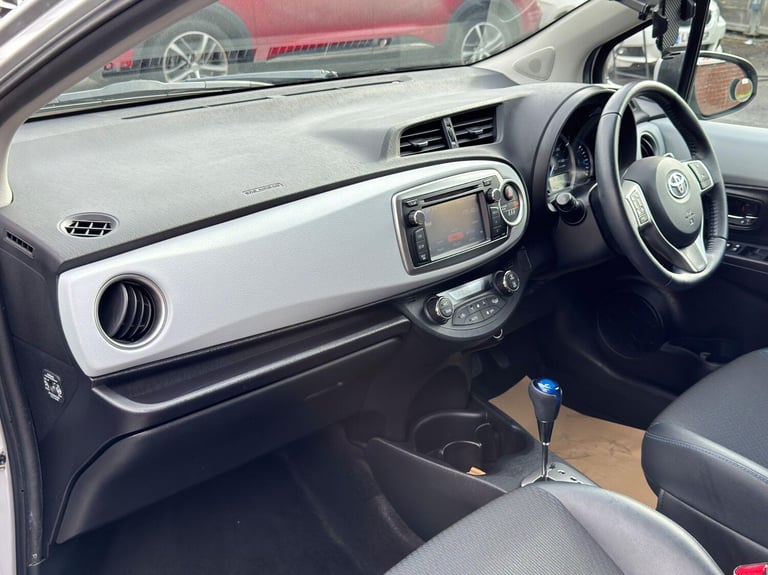  Toyota Yaris 1.5 VVT-h T Spirit CVT Euro 5 5dr Petrol/Electric Hybrid Automatic