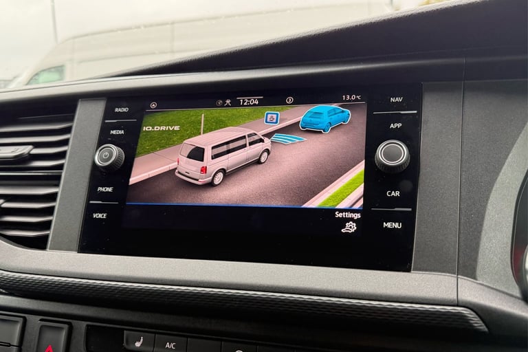 2024 Volkswagen Transporter 2.0 TDI 110 Highline Van Van Manual