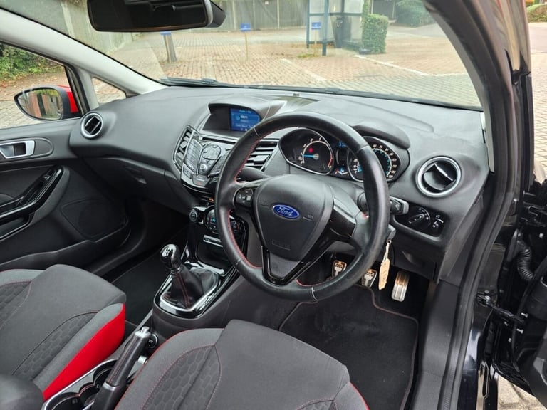 2015 Ford Fiesta 1.0T EcoBoost Zetec S Black Edition Hatchback 3dr Petrol Manual Euro 6 (s/s Hatc...