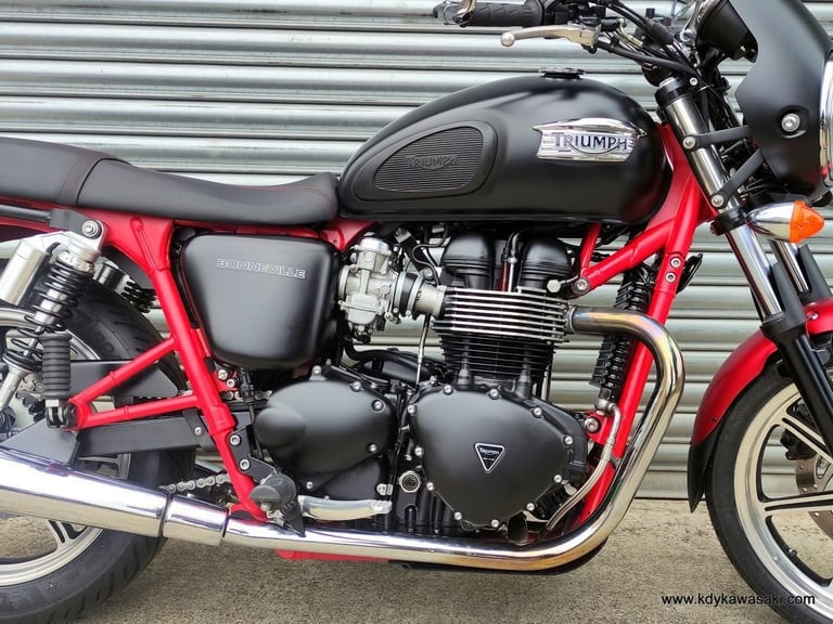 2013 Triumph Bonneville 865 SE