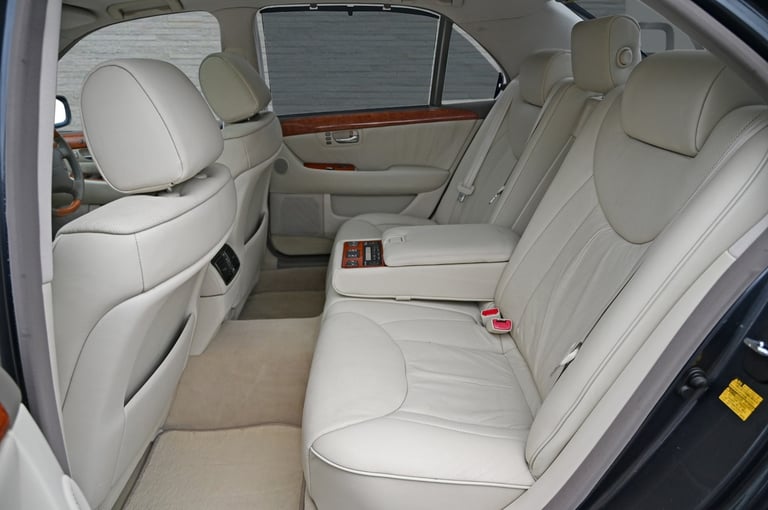 LEXUS LS430 4.3 VVT-i V8 PETROL AUTO 5DR SALOON 2006 [06] GREY