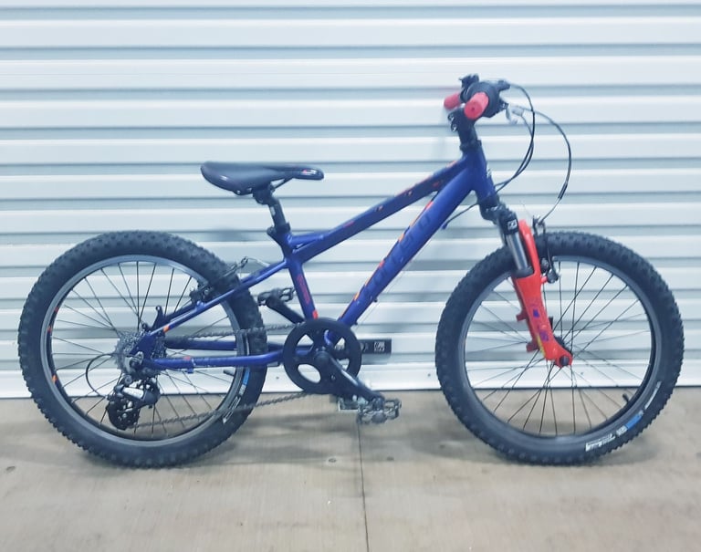 image for Carrera blast 20 inch wheels kid's mountain bike lightweight.