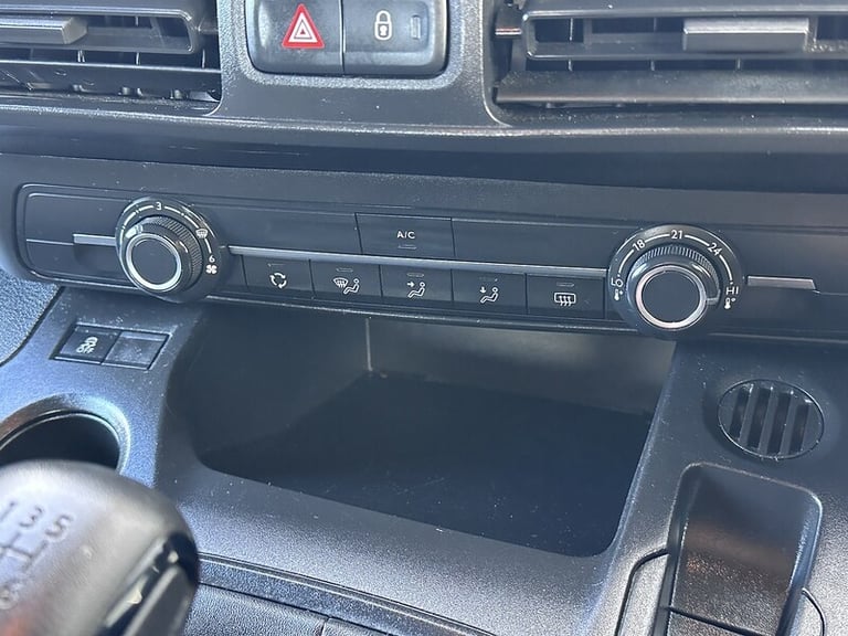 2019 Vauxhall Combo Life Turbo Design MPV Petrol Manual
