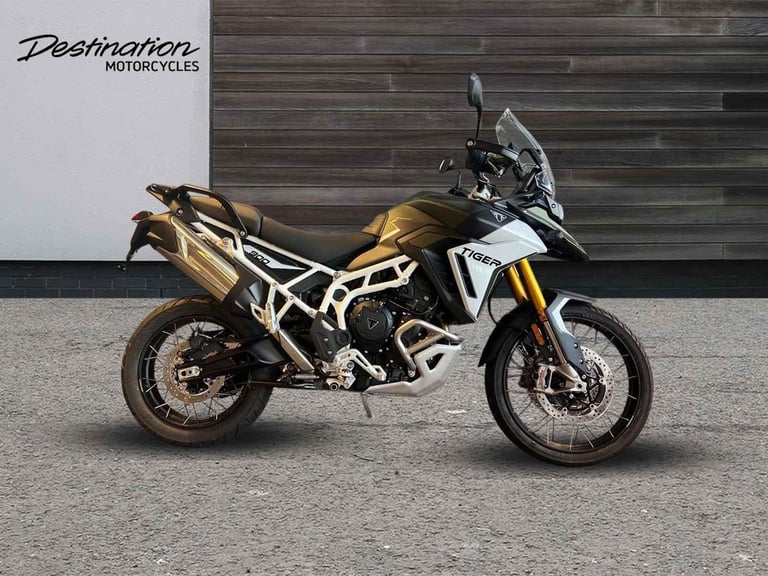 2025 Triumph Tiger 900 RALLY PRO PREMIUM TWIN COLOUR Petrol black 6 Speed