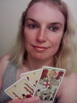 Tarot Card Psychic Medium Readings by Telephone and Parties with Experienced Clairvoyant Reader