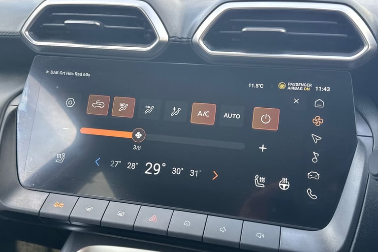 2025 MG MG ZS 106600 Hatchback Hybrid Automatic