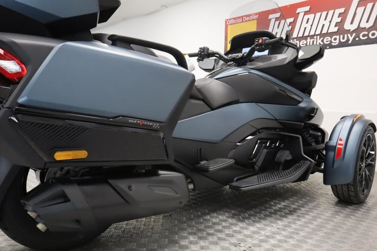 2025 Can-Am Spyder RT Limited Trike Mineral Blue Satin - IN STOCK NOW 