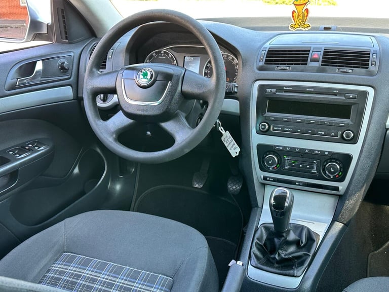 2013 Skoda Octavia 1.4 TSI SE Euro 5 5dr Petrol Manual