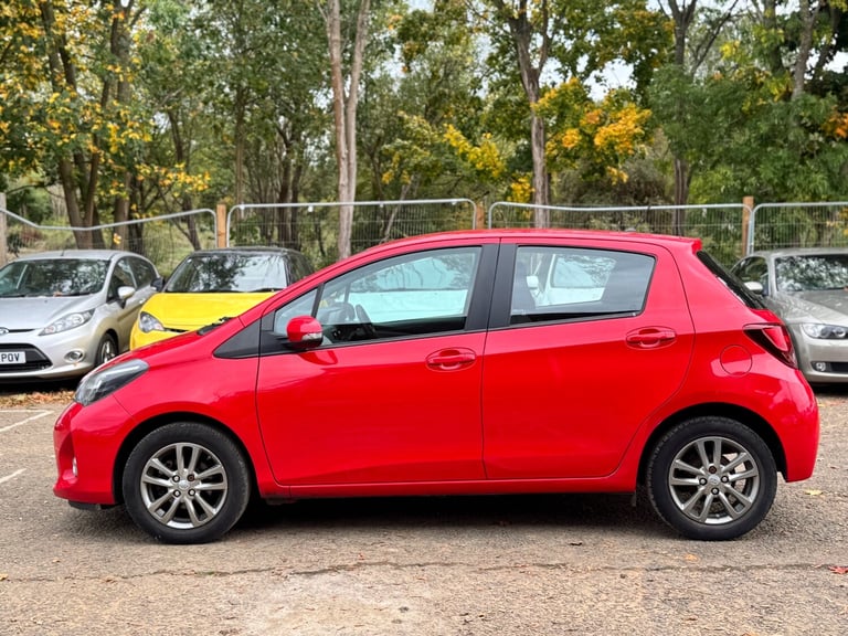 2015 Toyota Yaris 1.0 VVT-i Icon 5dr HATCHBACK Petrol Manual