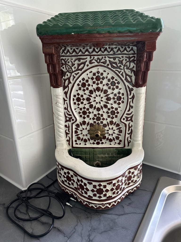 image for Beautiful Mini Moroccan Water Fountain - Traditional Red, White & Green 