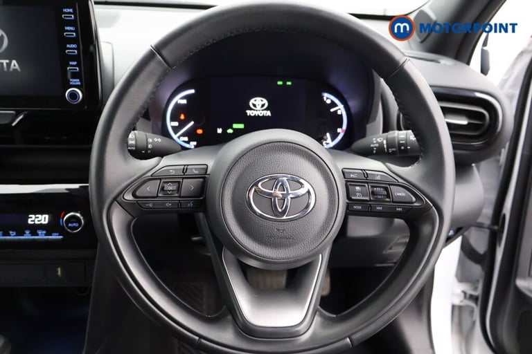 2023 Toyota Yaris Cross 1.5 Hybrid Design 5dr CVT Estate Hybrid Automatic