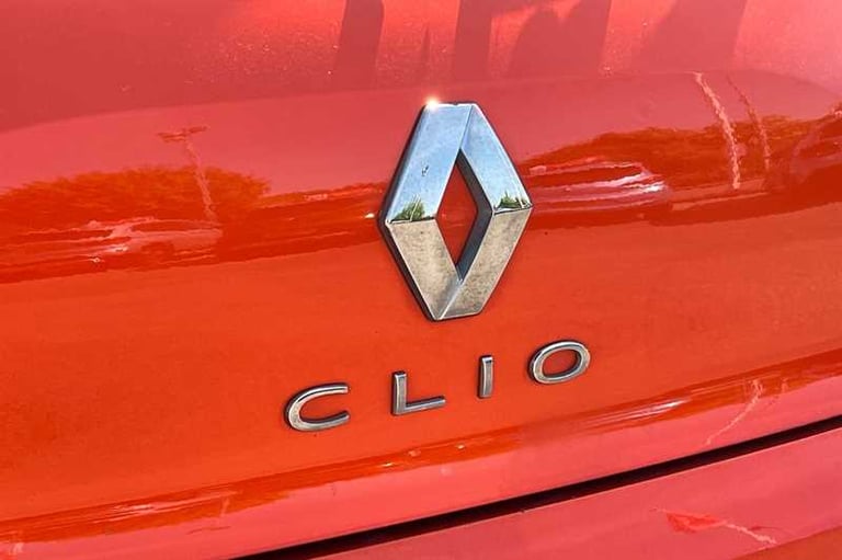 2020 Renault Clio 1.0 TCe Iconic Hatchback 5dr Petrol Manual Euro 6 (s/s) (100 ps) Hatchback Petr...