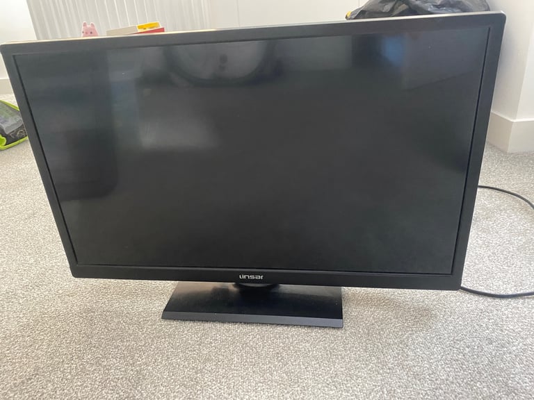 Linsar 24” LED Smart TV/DVD/monitor 
