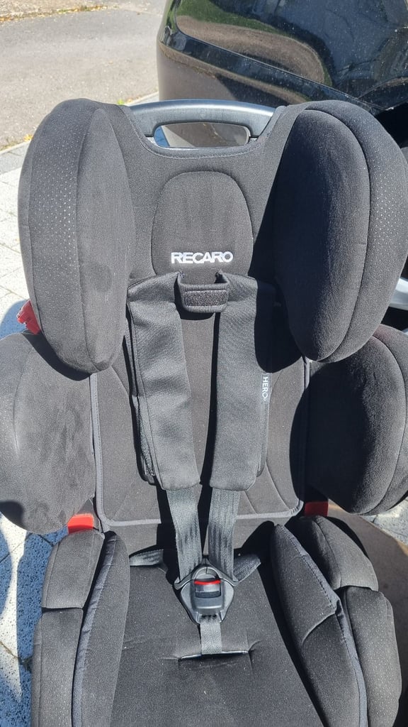 2 x Recaro Child Seats. Probably the best available in looks and quality.