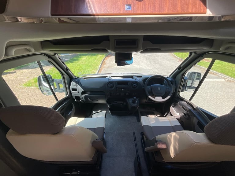 Adria Matrix Supreme M687SBC, Automatic, Island Bed