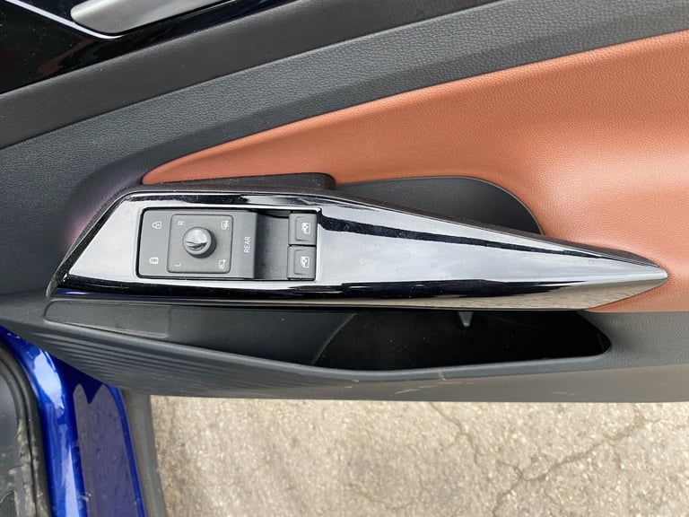 2021 VOLKSWAGEN ID4 LIFE SUV PRO PERFORMANCE ELECTRIC DAMAGED SALVAGE 