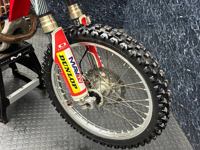 Honda CRF 450 2011 ( MX / MOTO CROSS / ENDURO ) @ AJ TRADING 