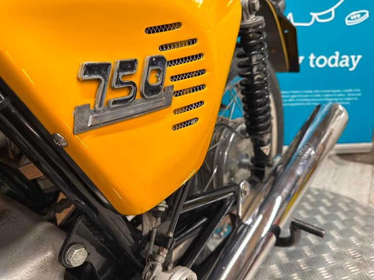 Ducati 750S