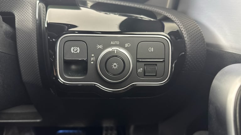 2023 Mercedes-Benz CLA Cla 180 Amg Line Premium Coupe Hybrid Automatic