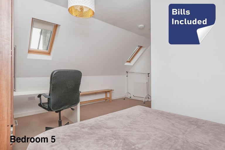 DOUBLE BEDROOM available in large, HMO flat on Candlemaker Row – available soon