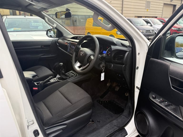 2020 Toyota Hilux ACTIVE 4WD D-4D DCB TRUCKMAN Pick Up Diesel Manual