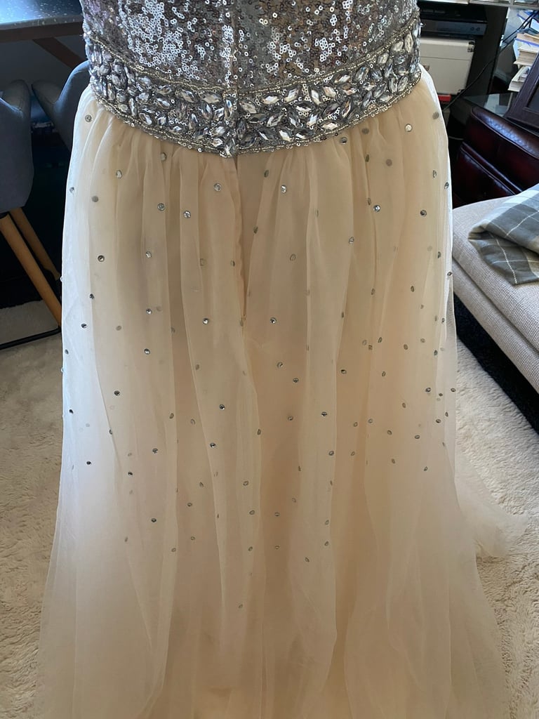 prom dress size small (8-10) new