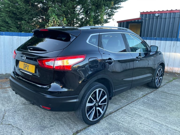 2015 Nissan Qashqai 1.6 DIG-T Tekna SUV 5dr Petrol Manual 2WD Euro 6 (s/s) (163