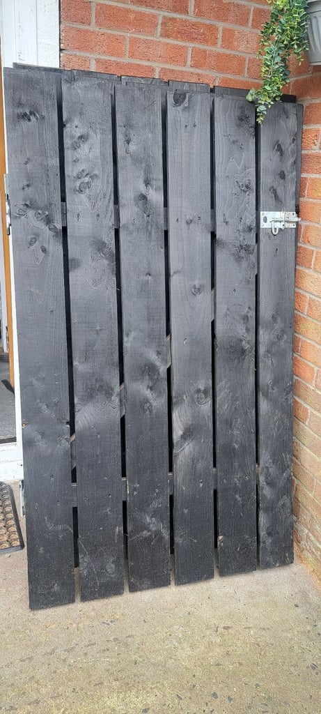 Wooden gates with hinges & bolts