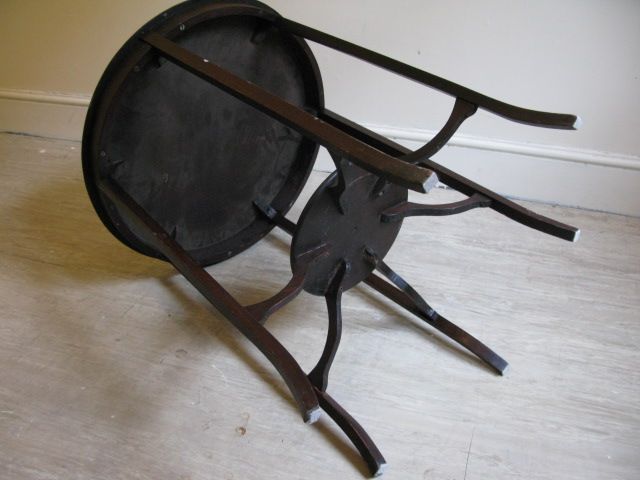 Art Deco Vintage Round Table