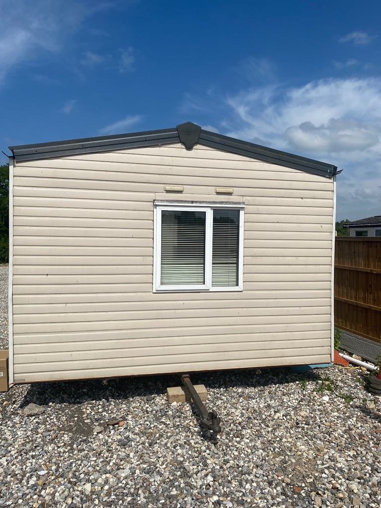 Mobile home 