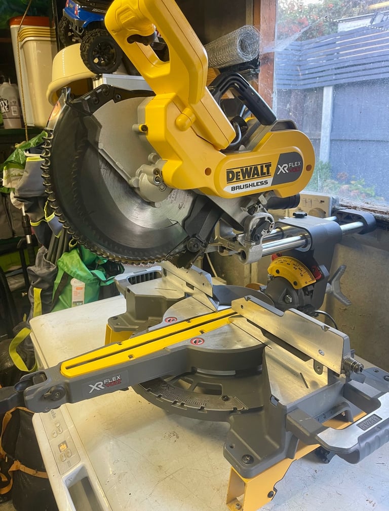 DeWalt DCS727N 54V XR Flexvolt 250mm Double Bevel Slide Mitre Saw (Body Only)