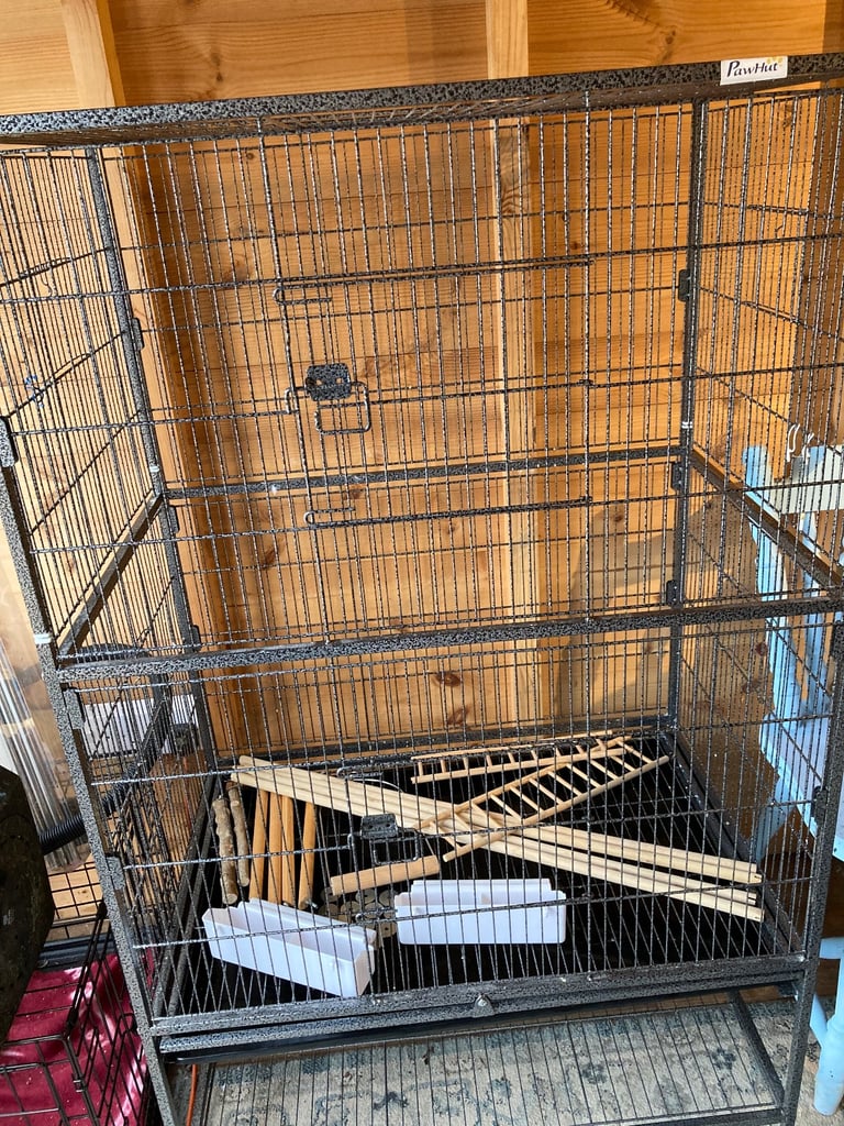Pawhut Large Bird Cage,  9 months old.