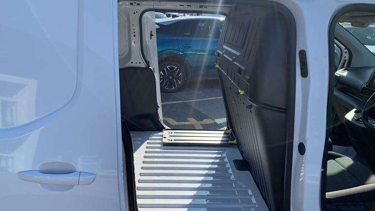 2024 Citroen Berlingo 1.5 BlueHDi 950Kg Driver Edition 130ps EAT8 [S/S] PANEL VAN DIESEL Automatic