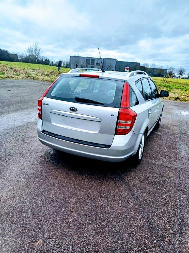 Kia, CEED, Estate, 2008, Manual, 1582 (cc),5 doors - Image 8