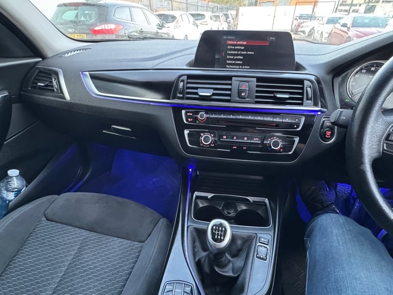 2018 BMW 1 Series 118i [1.5] Sport 5dr [Nav] HATCHBACK Petrol Manual