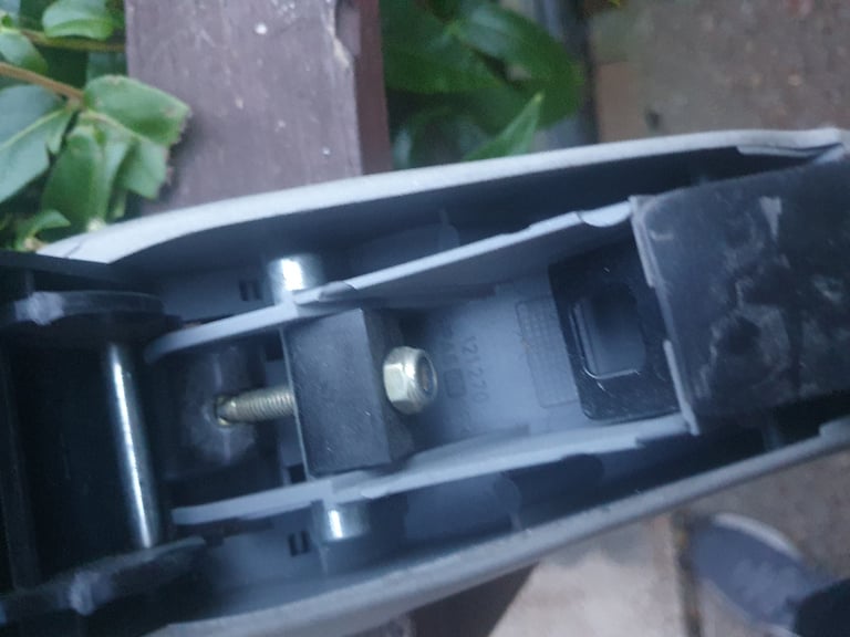 GENUINE TOYOTA ROOF BARS