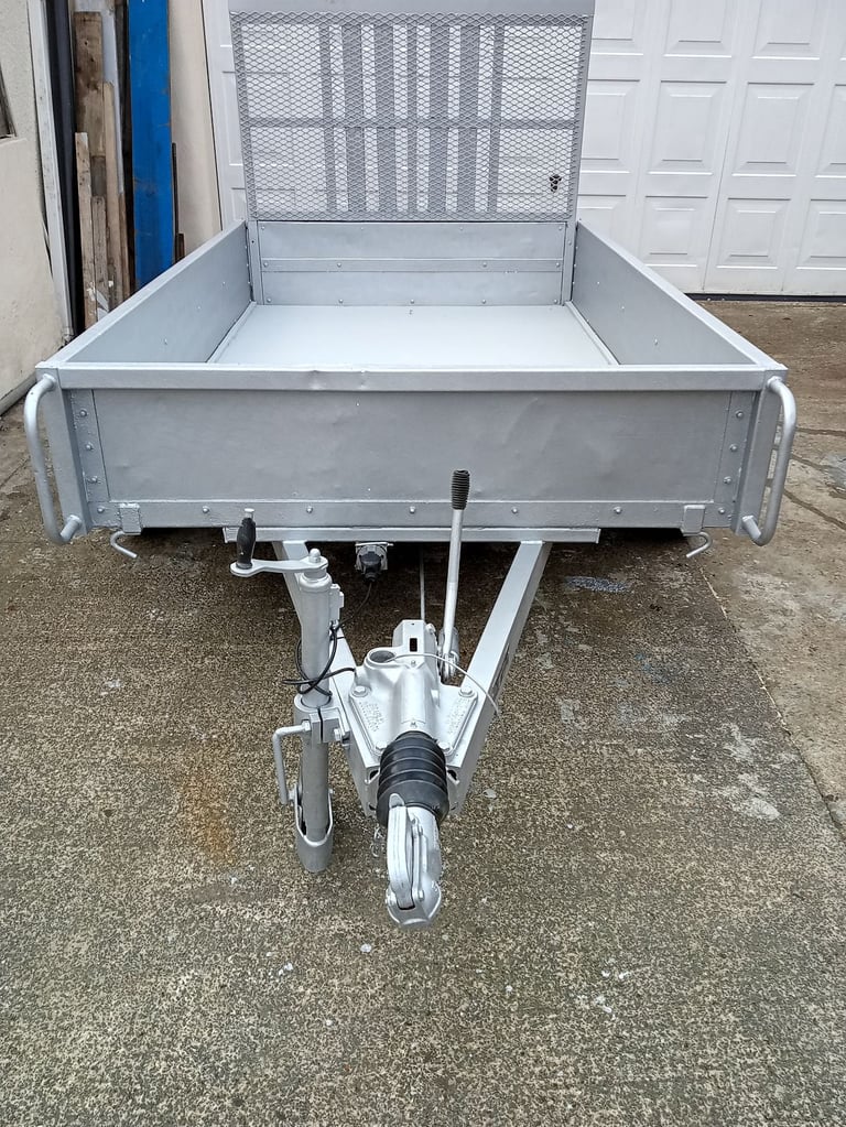 Challenger 4 wheel braked trailer
