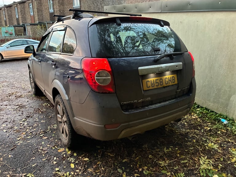 Chevrolet, CAPTIVA, Estate, 2008, Manual, 1991 (cc), 5 doors