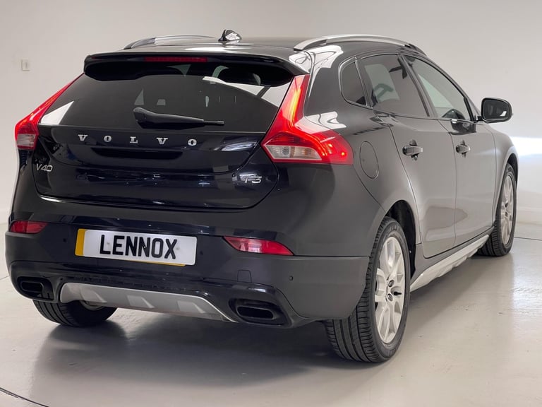 2017 Volvo V40 Cross Country 1.5 T3 Pro Auto Euro 6 (s/s) 5dr HATCHBACK Petrol Automatic