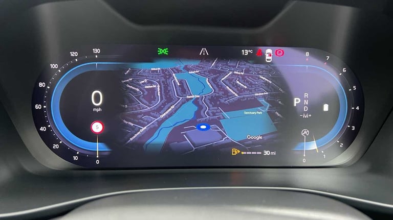 2022 Volvo XC40 2.0 B3P Plus Dark 5dr Auto SUV Petrol Automatic