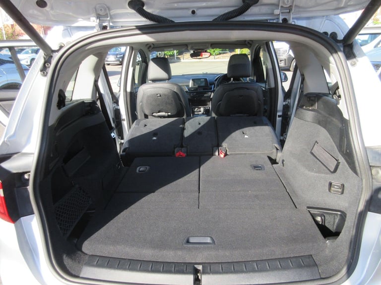 2016 BMW 2 Series Gran Tourer 220i Luxury Gran Tourer ESTATE Petrol Automatic