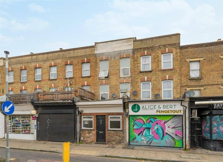 PENGE STUDIO AVAILABLE ( Move in today ) 