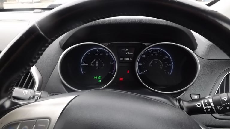 2013 Hyundai ix35 4WD 2.0L Premium CRDi, Long MOT with 2 Keys, SUV