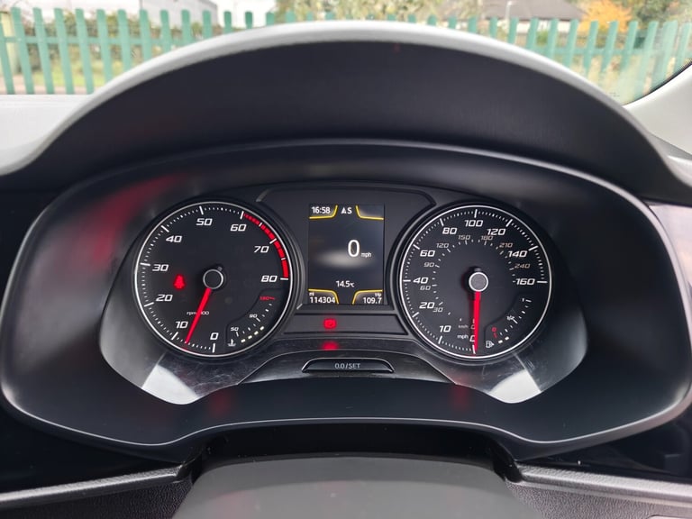 2013 SEAT Leon 1.2 TSI SE 5dr [Technology Pack] HATCHBACK Petrol Manual