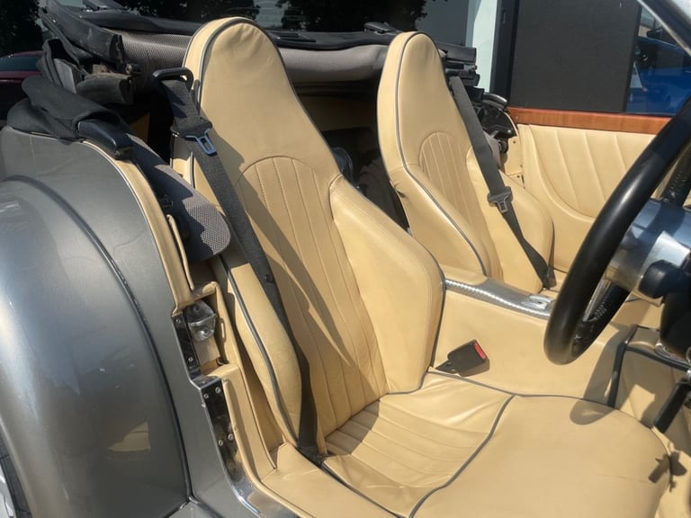 2003 52 MORGAN AERO 4.4 AERO 8 2-SEAT 2D 282 BHP