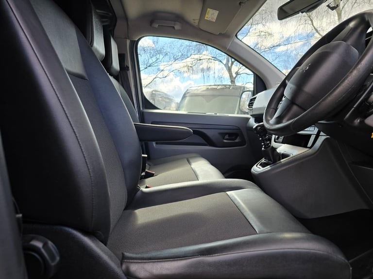 2020 Peugeot Expert 1400 2.0 BlueHDi 120 Professional LWB Van PANEL VAN Diesel Manual