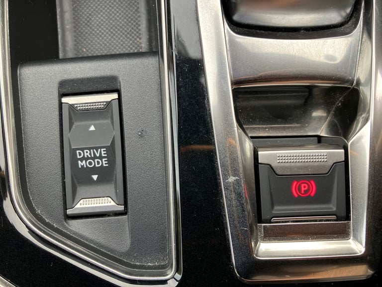 2021 Peugeot 3008 1.6 Hybrid 225 GT Premium 5dr e-EAT8 Estate PETROL/ELECTRIC Automatic