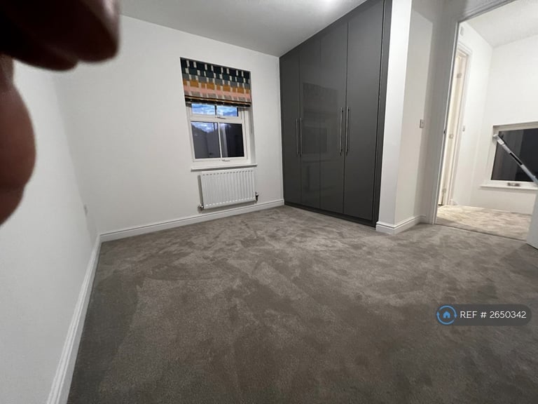 3 bedroom house in Emmeline Avenue, Swanscombe, DA10 (3 bed) (#2650342)