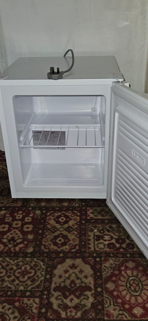 image for Tabletop freezer